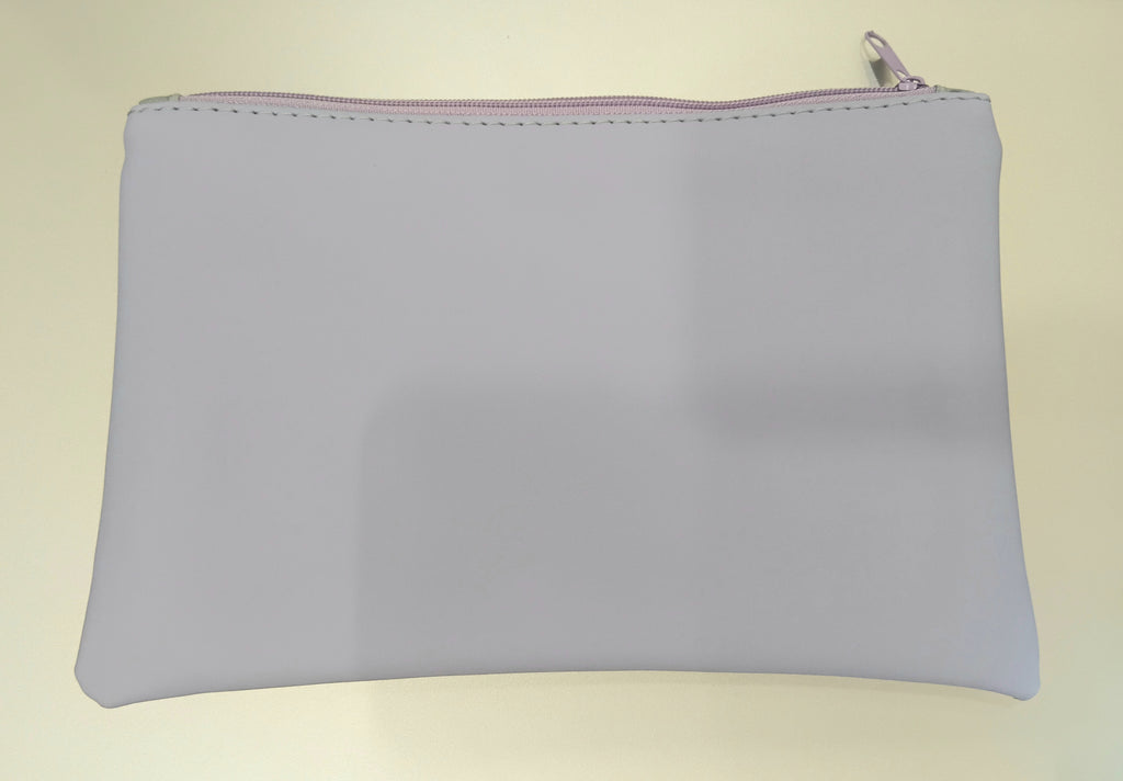 Medium lined zipper bag