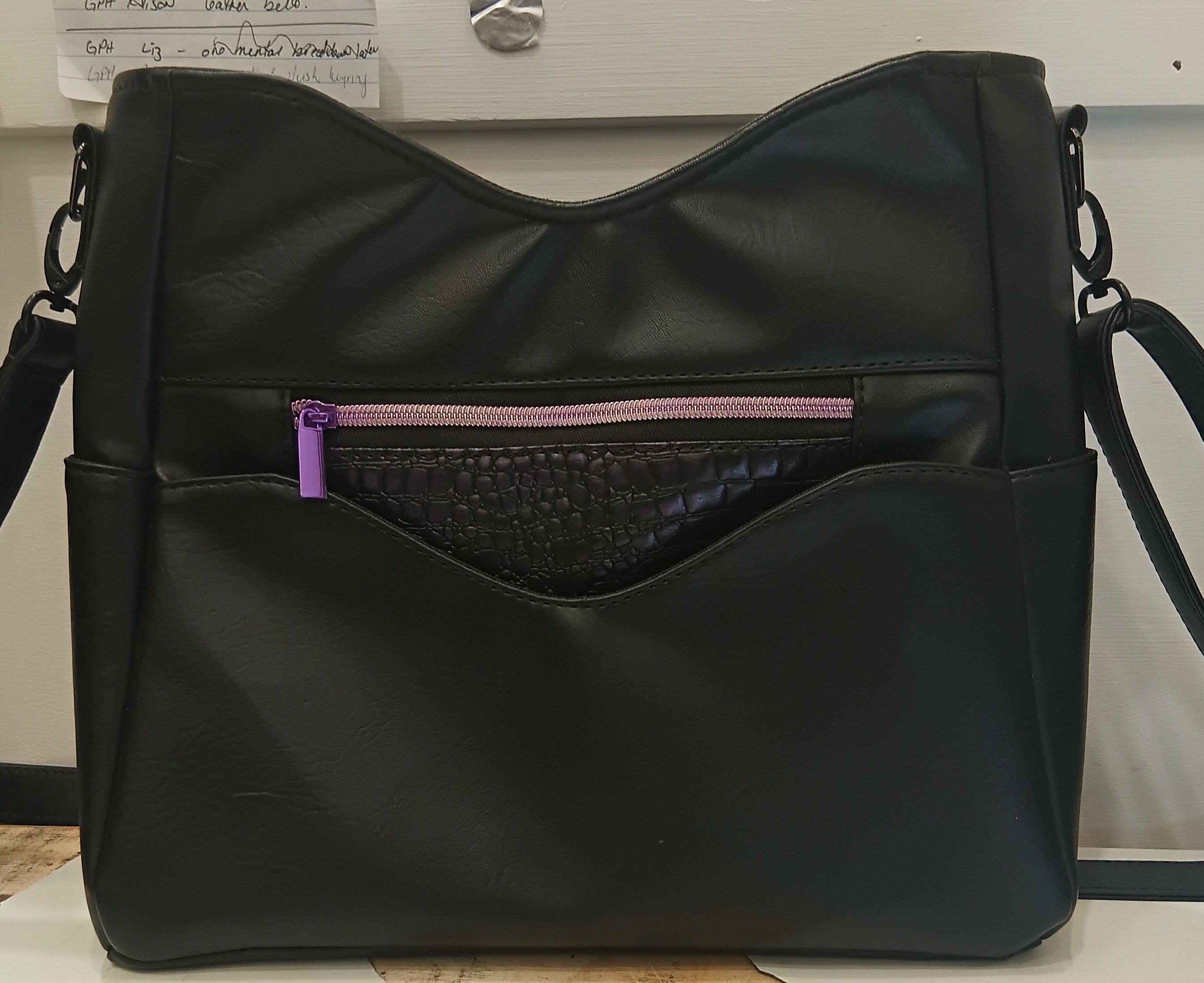 Large wavy top bag