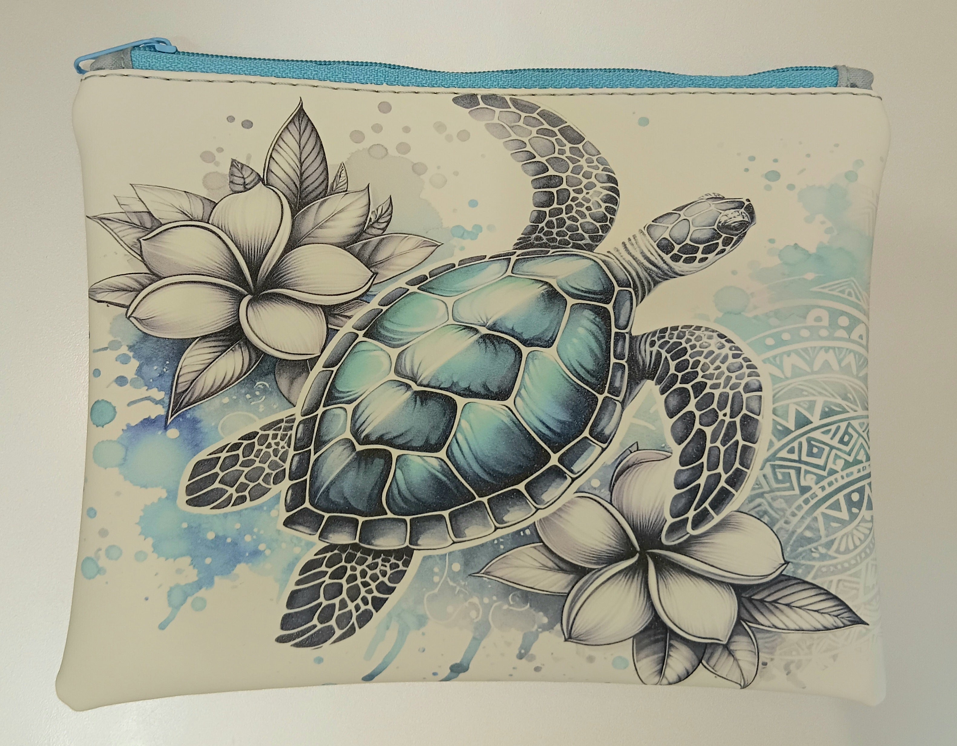 Large lined zipper bag