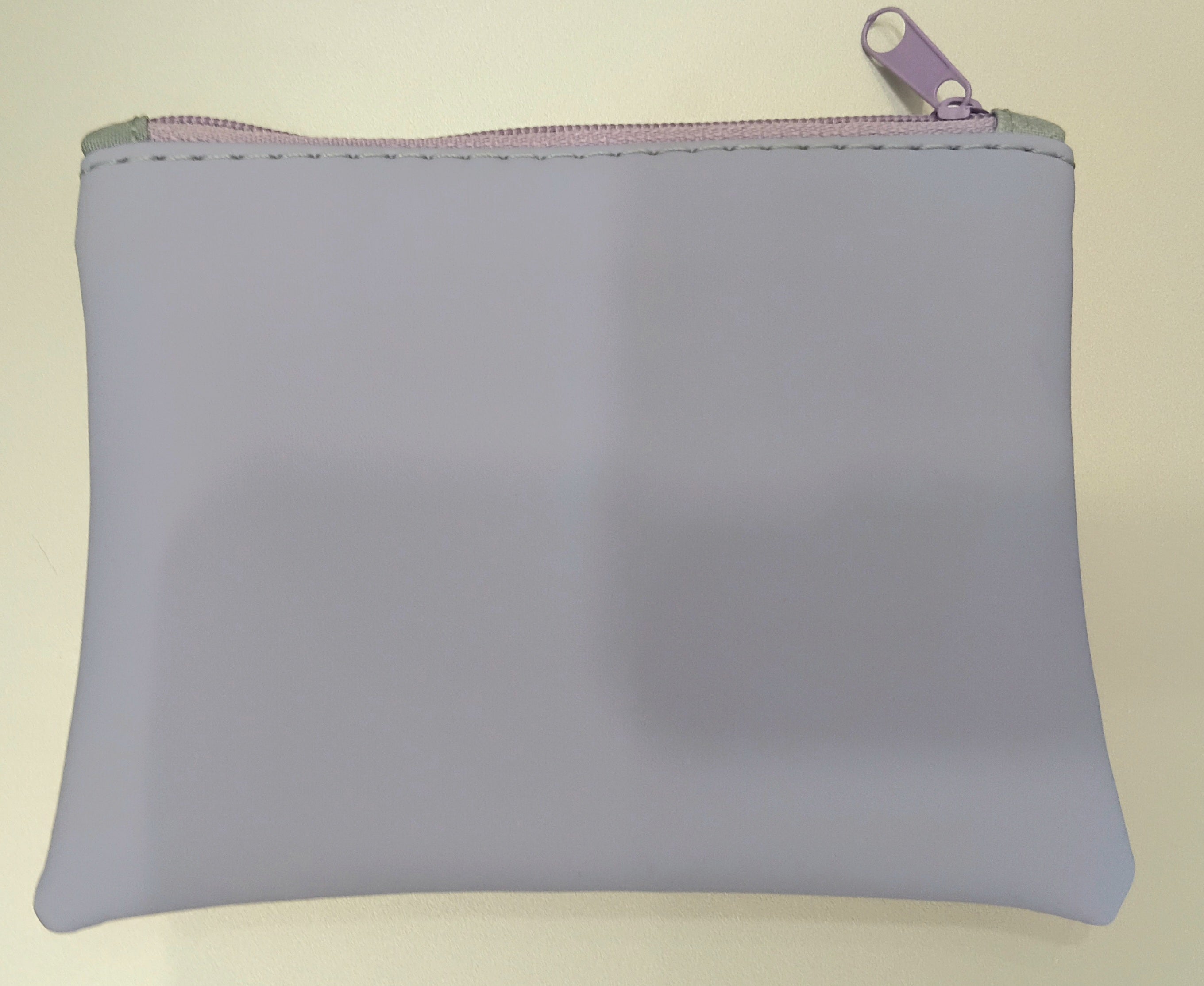 Large lined zipper bag