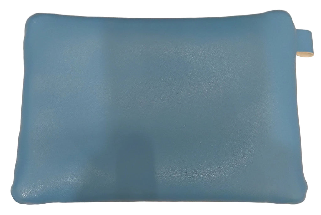 Medium lined zipper bag