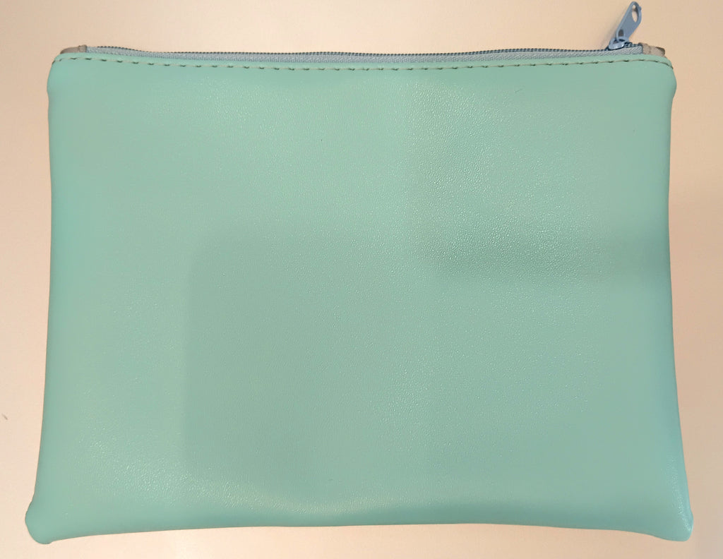 Large lined zipper bag