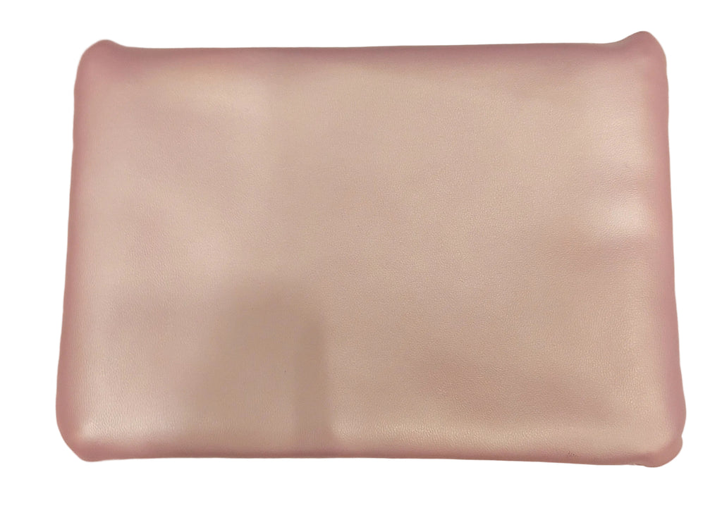 Medium lined zipper bag