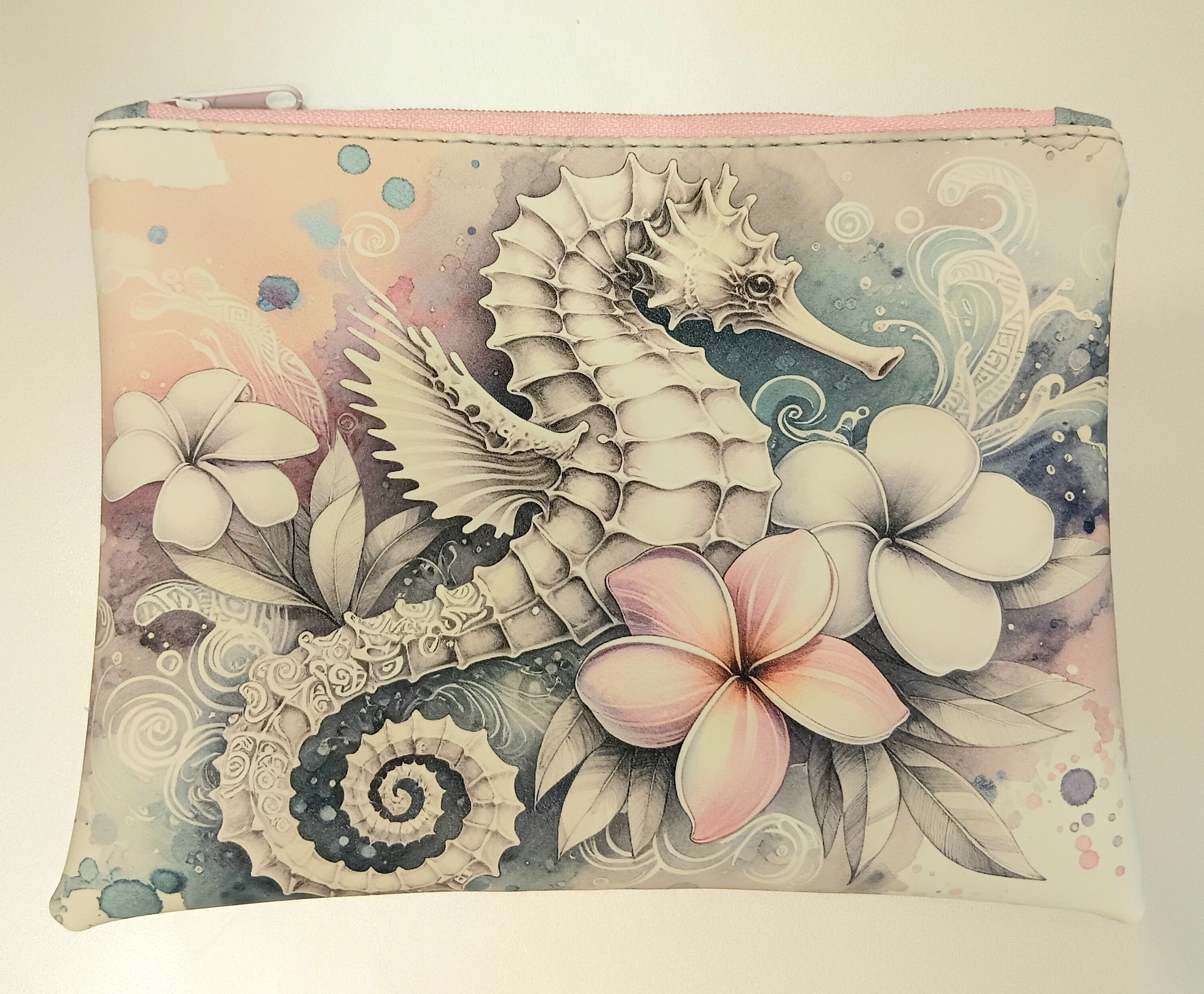 Large lined zipper bag